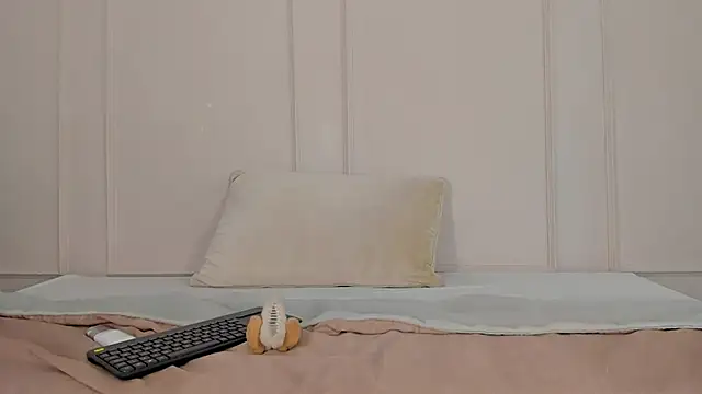 Mariapettit online show from 02/20/25, 06:46