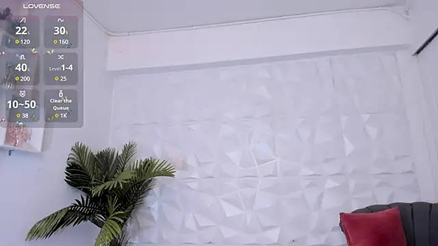 SaraaMills online show from 01/14/25, 10:12