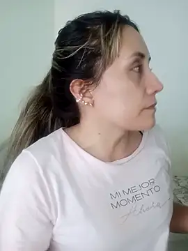 Isabel23zr online show from 01/09/25, 08:22