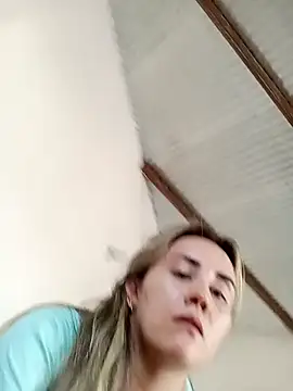 Isabel23zr online show from 09/22/25, 09:50