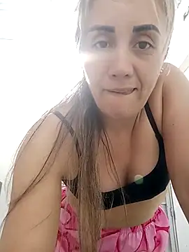 Isabel23zr online show from 04/18/26, 04:49