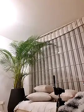  monicab online show from 02/20/25, 12:52