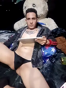 Snapshot of Ale21-345 chatting on 02/04/26, 02:06 Ale21-345 online show from 02/04/26, 02:06