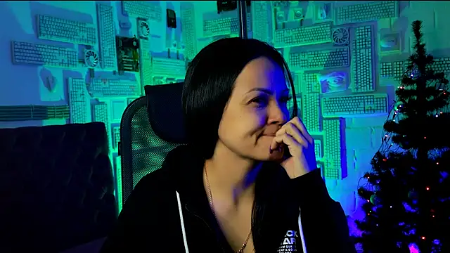 Snapshot of KarolinaRobinson chatting on 12/07/24, 06:48 KarolinaRobinson online show from 12/07/24, 06:48