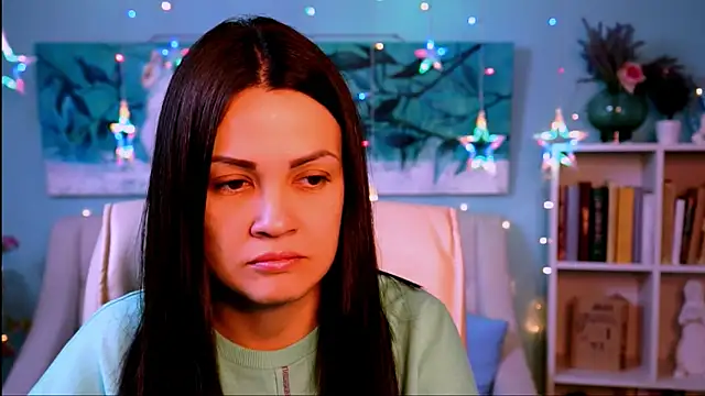 KarolinaRobinson online show from 12/28/24, 12:03