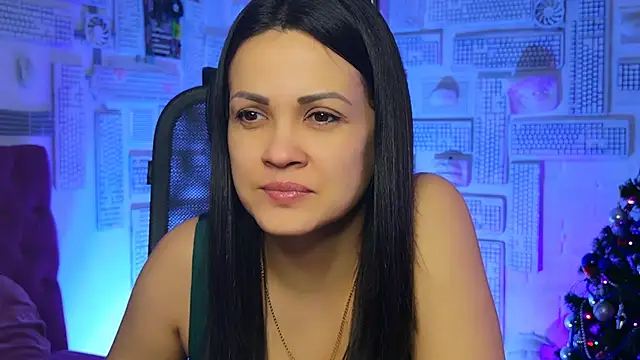 KarolinaRobinson online show from 01/04/25, 11:43