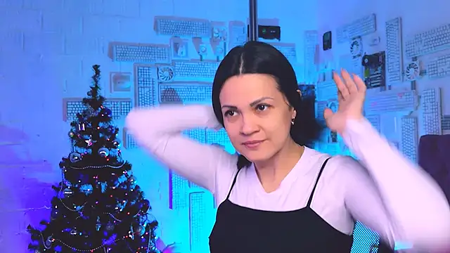 KarolinaRobinson online show from 01/14/25, 11:42