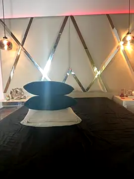 MarielQueenx online show from 10/02/25, 04:41