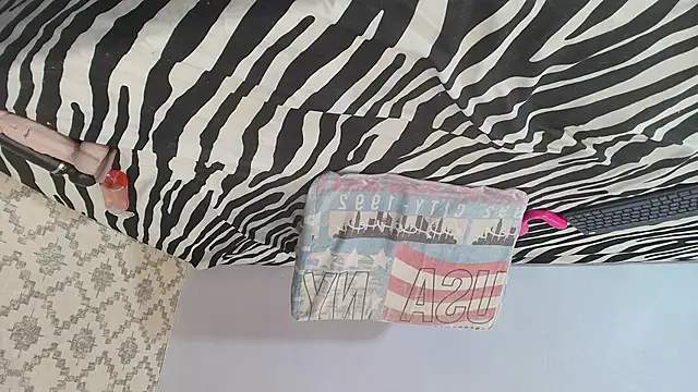 Snapshot of Chantal_taylor_ chatting on 02/06/25, 03:09 Chantal taylor online show from 02/06/25, 03:09