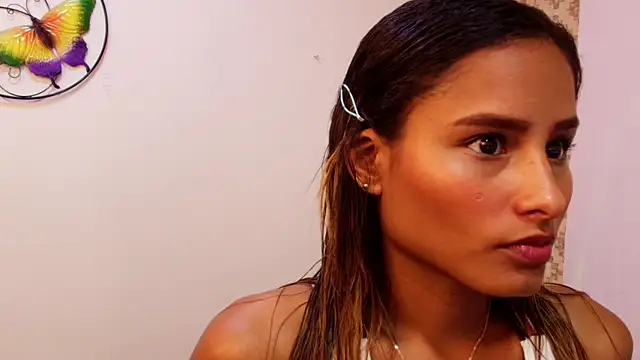 Snapshot of Chantal_taylor_ chatting on 09/11/25, 12:05 Chantal taylor online show from 09/11/25, 12:05