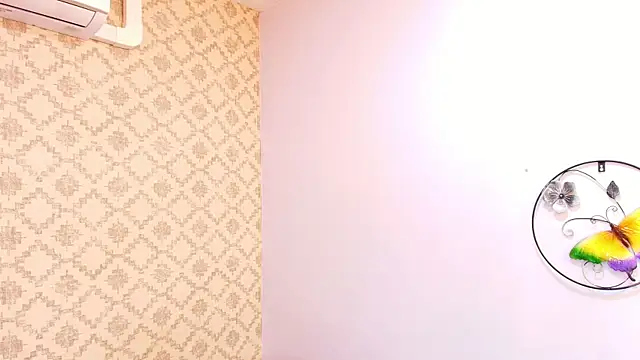 Snapshot of Chantal_taylor_ chatting on 09/19/25, 12:06 Chantal taylor online show from 09/19/25, 12:06