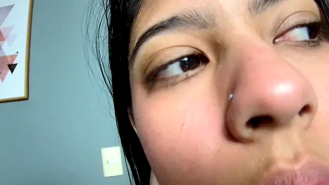 strawberrymia68 online show from 02/25/25, 01:06