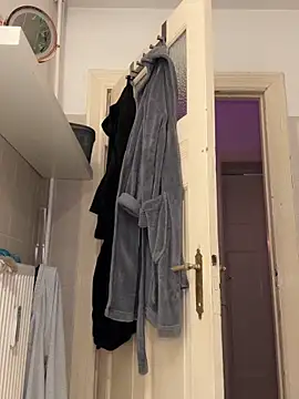 ElenaHaze online show from 10/03/25, 06:21