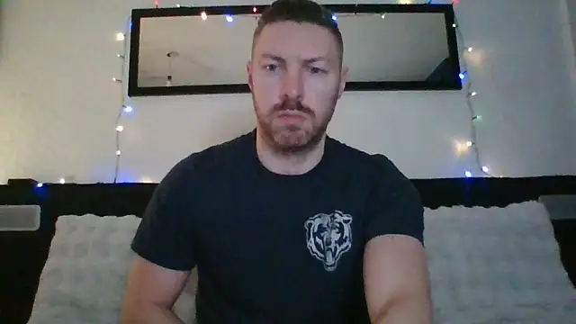 Snapshot of Fit4fun24 chatting on 01/24/25, 02:28 Fit4fun24 online show from 01/24/25, 02:28