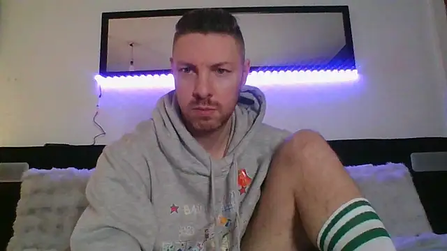 Snapshot of Fit4fun24 chatting on 01/12/26, 07:41 Fit4fun24 online show from 01/12/26, 07:41