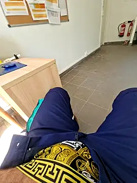 Leonormaldick online show from 09/22/25, 12:40