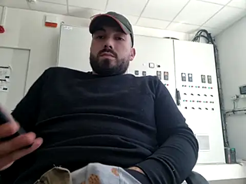 Leonormaldick online show from 02/17/26, 12:01