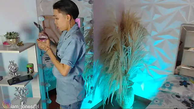 Jonesliam23 online show from 03/09/26, 07:29