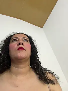 luisa curli online show from 02/01/26, 02:21