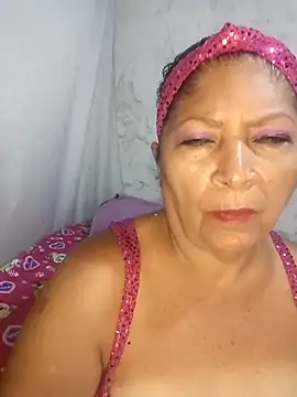 Snapshot of naysi chatting on 12/08/24, 11:29 naysi online show from 12/08/24, 11:29