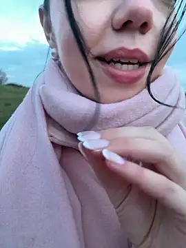 Snapshot of Vanesskaa chatting on 02/25/26, 05:44 Vanesskaa online show from 02/25/26, 05:44