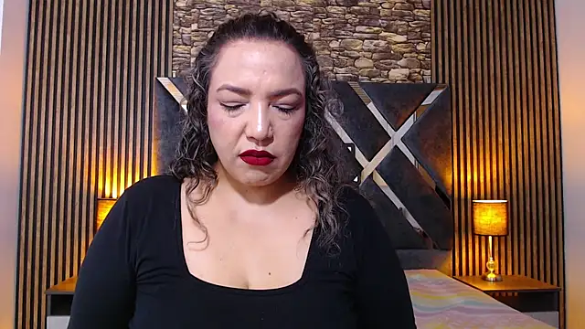 Snapshot of marie_hss chatting on 11/03/25, 01:23 marie hss online show from 11/03/25, 01:23