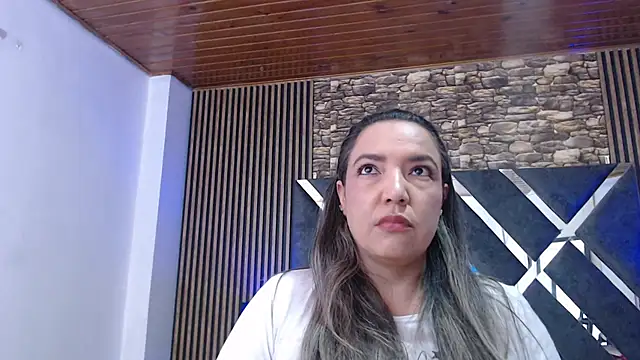 Snapshot of marie_hss chatting on 11/13/25, 07:46 marie hss online show from 11/13/25, 07:46