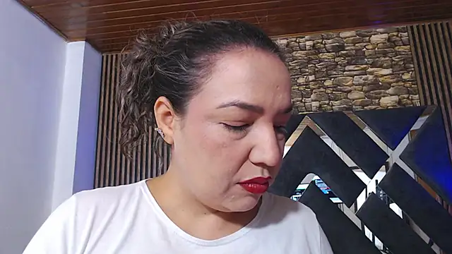 Snapshot of marie_hss chatting on 11/28/25, 07:49 marie hss online show from 11/28/25, 07:49