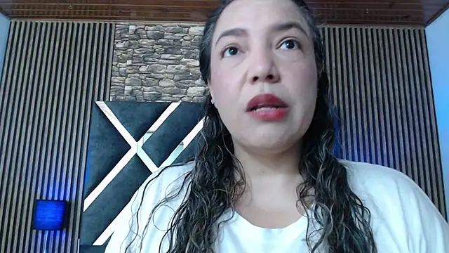 Snapshot of marie_hss chatting on 12/01/25, 03:28 marie hss online show from 12/01/25, 03:28