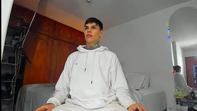 Snapshot of Jordyrodriiguez chatting on 02/16/25, 06:32 Jordyrodriiguez online show from 02/16/25, 06:32