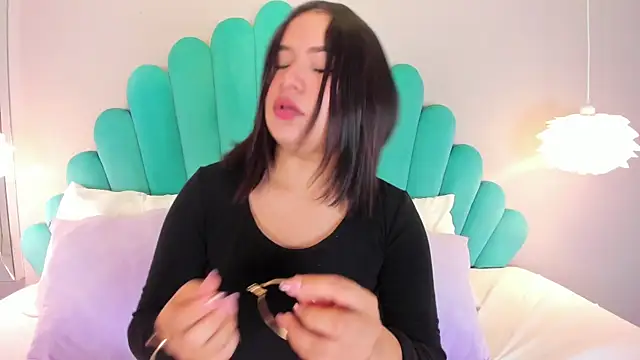 HannaKarson online show from 02/18/25, 11:33