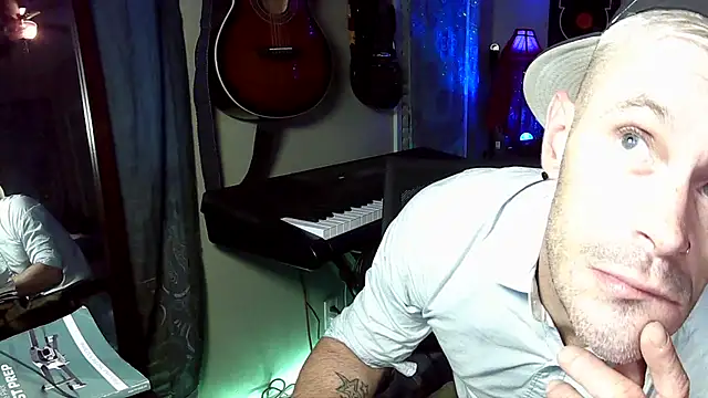 FrankieKentucky online show from 11/21/25, 12:26