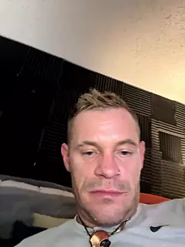 FrankieKentucky online show from 01/06/26, 04:43