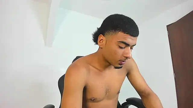 ANGEL NICOLAS online show from 05/22/26, 08:36