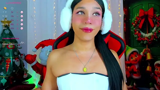 Snapshot of Emaa- chatting on 12/21/24, 04:52 Emaa- online show from 12/21/24, 04:52