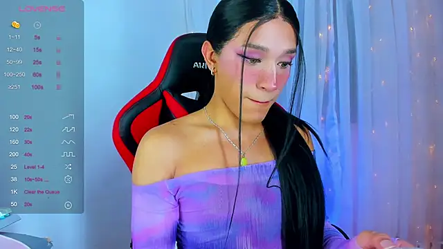 Snapshot of Emaa- chatting on 01/04/25, 01:21 Emaa- online show from 01/04/25, 01:21