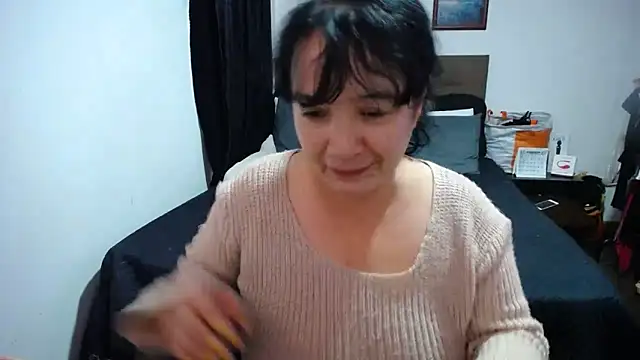 Snapshot of Sweeetness_Milf chatting on 01/28/25, 06:49 Sweeetness Milf online show from 01/28/25, 06:49