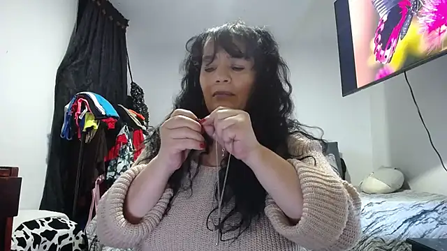 Snapshot of Sweeetness_Milf chatting on 02/24/25, 11:09 Sweeetness Milf online show from 02/24/25, 11:09