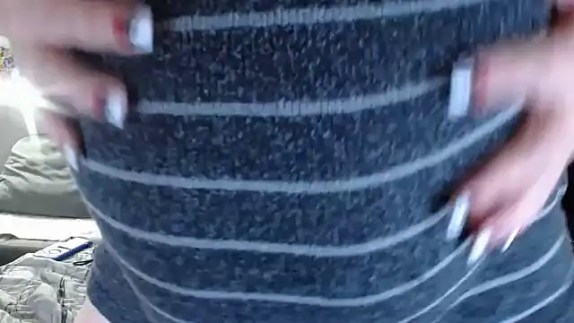 Snapshot of Sweeetness_Milf chatting on 10/09/25, 12:19 Sweeetness Milf online show from 10/09/25, 12:19