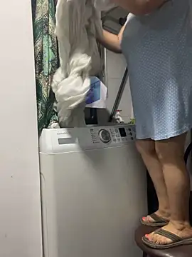 Snapshot of Sweeetness_Milf chatting on 11/21/25, 11:58 Sweeetness Milf online show from 11/21/25, 11:58