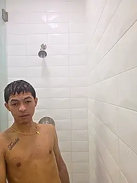 Snapshot of Yoko0381 chatting on 11/26/25, 05:03 Yoko0381 online show from 11/26/25, 05:03