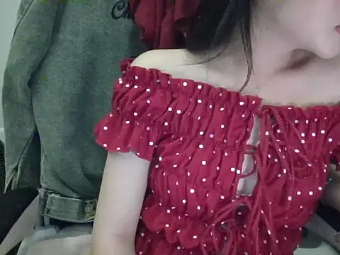 Yin-girl online show from 10/05/25, 08:07