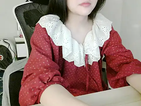 Yin-girl online show from 01/13/26, 06:13