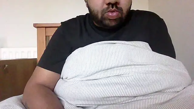 whoreboi98 online show from 04/13/26, 05:51