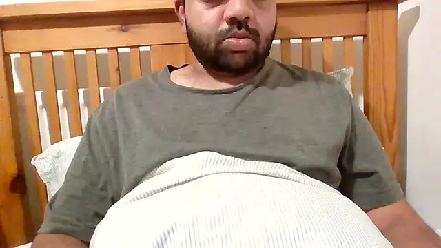 whoreboi98 online show from 04/15/26, 09:15