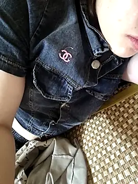 Snapshot of Wettpussyxx chatting on 09/19/25, 04:03 Wettpussyxx online show from 09/19/25, 04:03