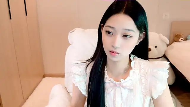 Xueb J online show from 01/20/25, 06:42