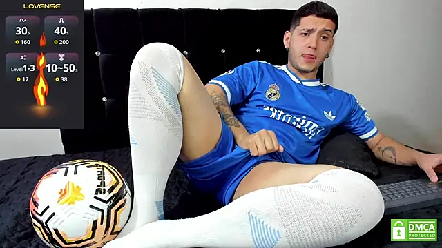 Noha white online show from 10/20/25, 07:03