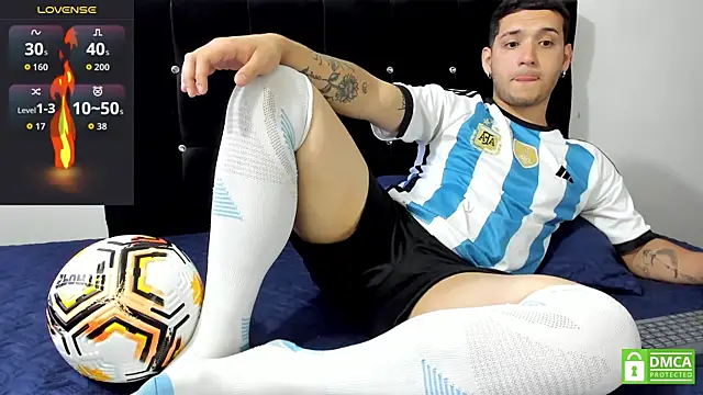 Noha white online show from 11/14/25, 07:45