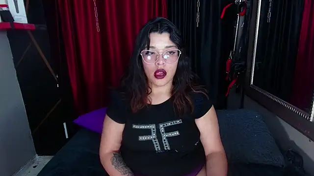 AvaLusty online show from 01/14/25, 04:36